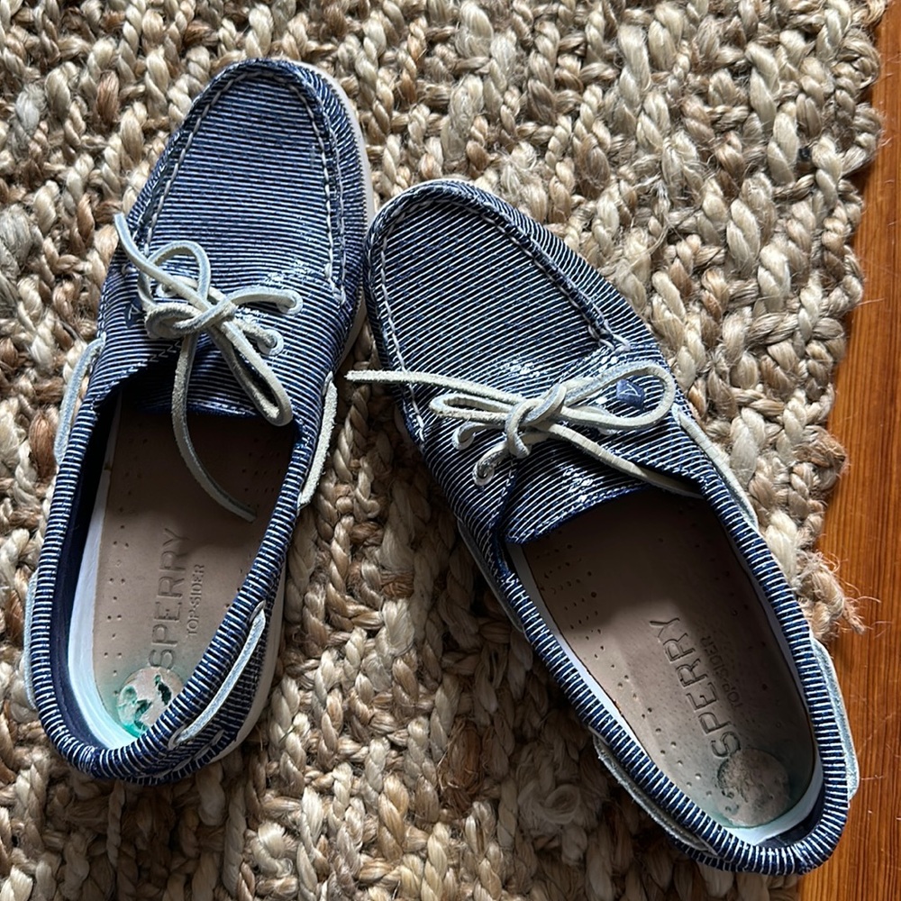 Sperry docksiders